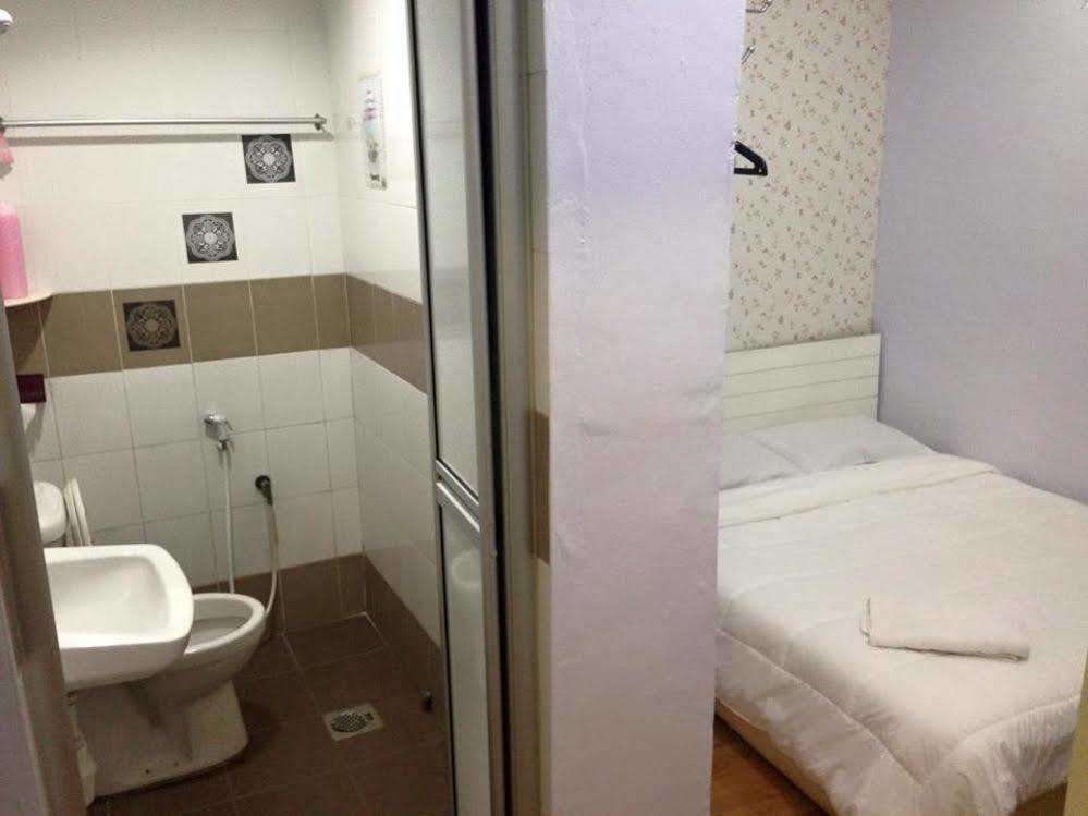 Voyage Cottage Lodge Melaka Zewnętrze zdjęcie
