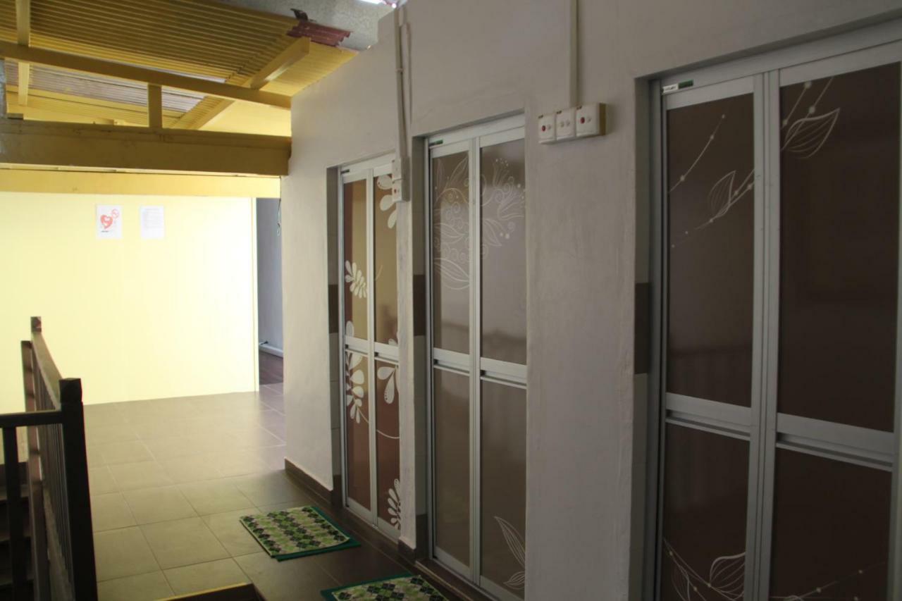Voyage Cottage Lodge Melaka Zewnętrze zdjęcie